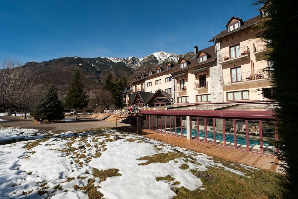 Sommos Hotel Benasque Spa Екстер'єр фото